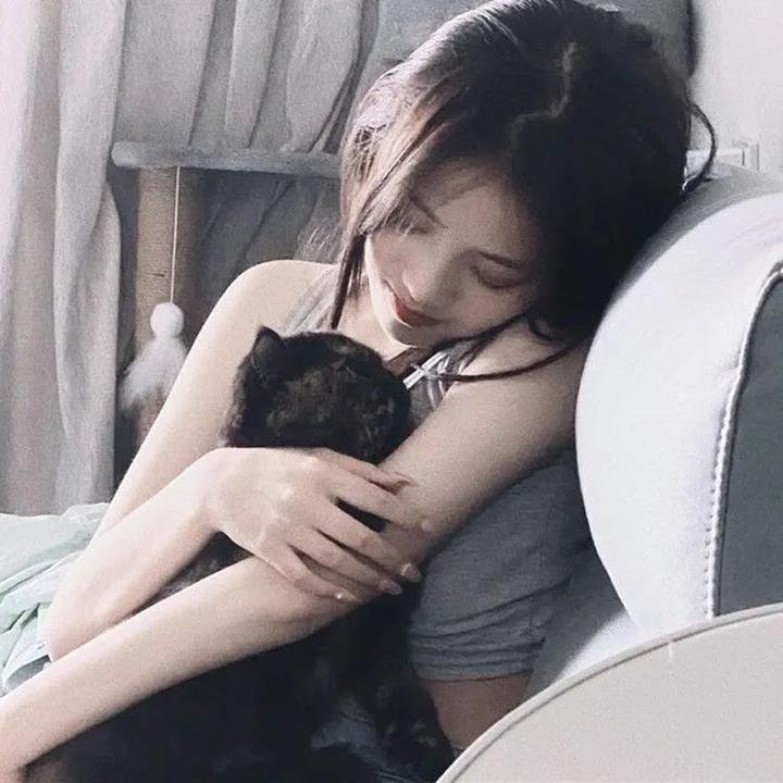 你追你的白月光！我嫁我的如意郎